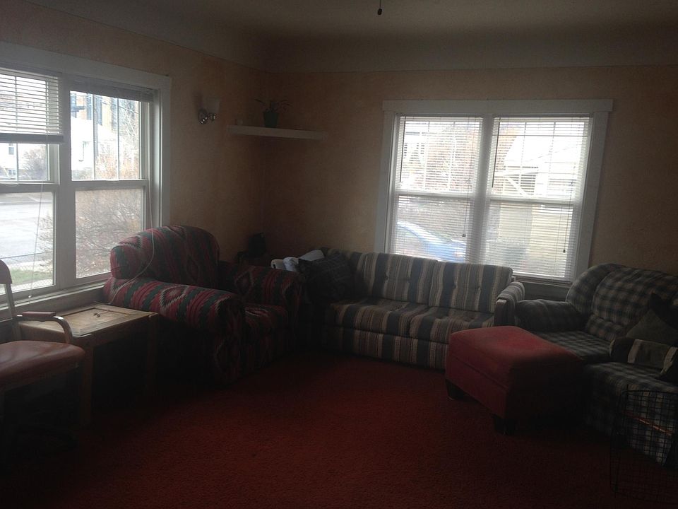2nd image of 574 N 11th St