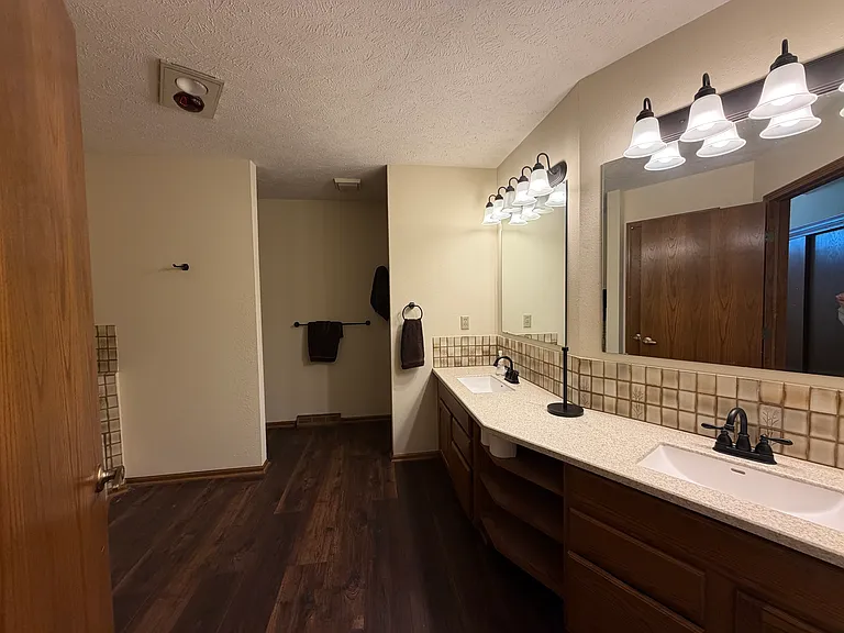 3005 S Burma Rd — Photo 11