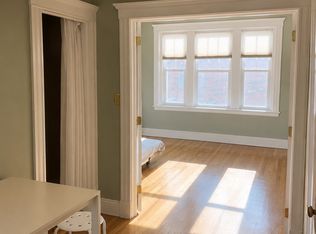 60 Jamaicaway APT 12, Boston, MA 02130