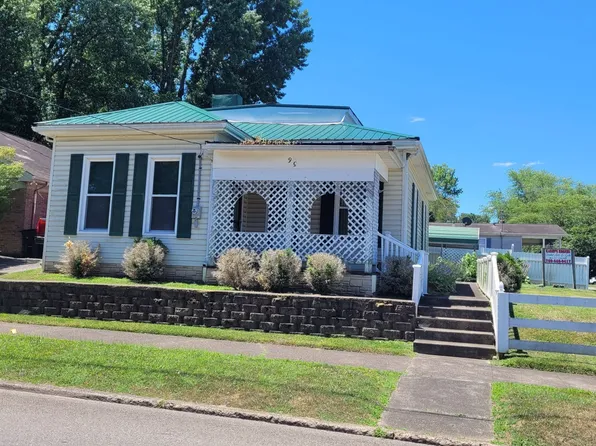 93 Pine St, Gallipolis, OH 45631