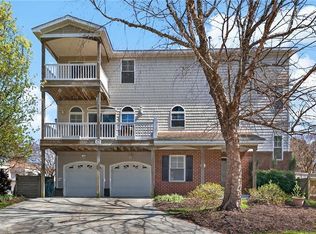 2208 Powhatan Ave, Virginia Beach, VA 23455