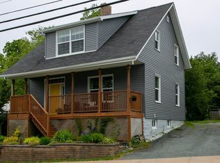 3 Elmwood Ave, Dartmouth, NS B3A3E2