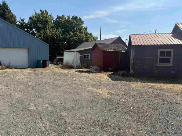 711 E Lake St, Medical Lake, WA 99022