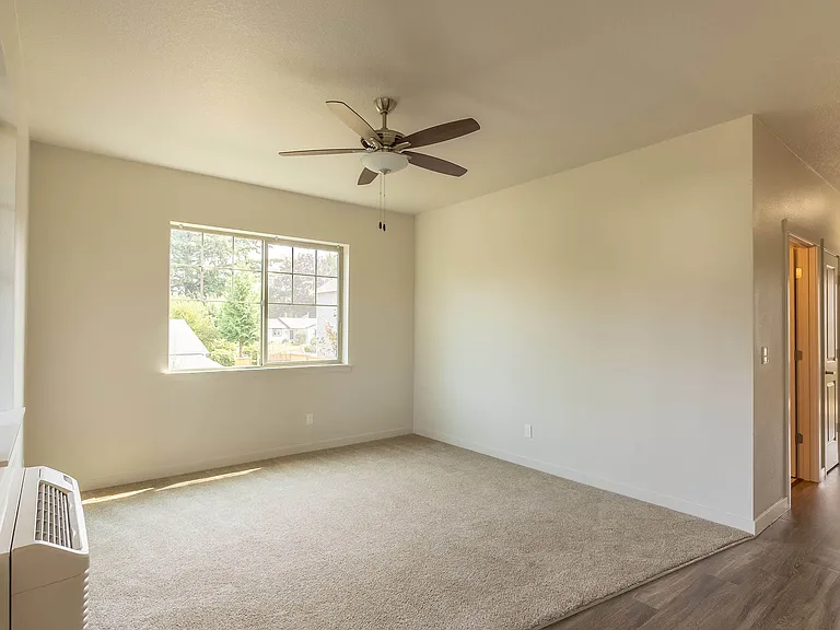 Sandyplace Apartment Homes — Photo 41
