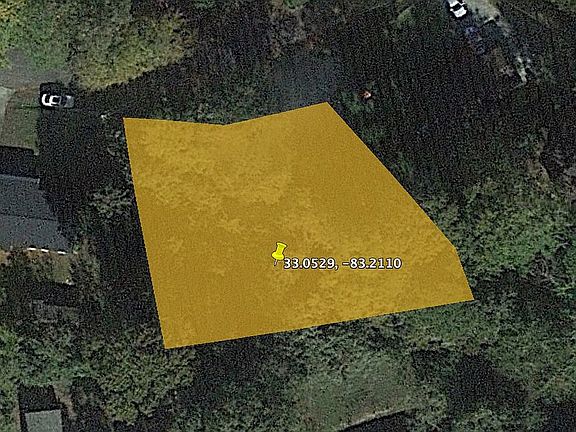 2nd image of 127 Lee Dr SE