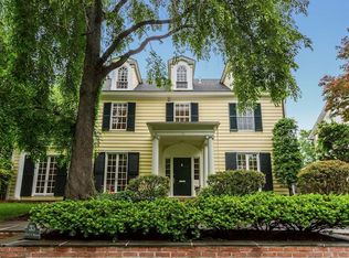 35 Oxford St, Chevy Chase, MD 20815