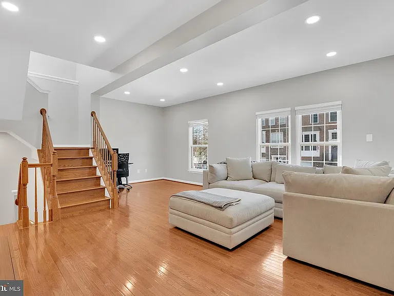 47575 Sharpskin Island Sq — Photo 19