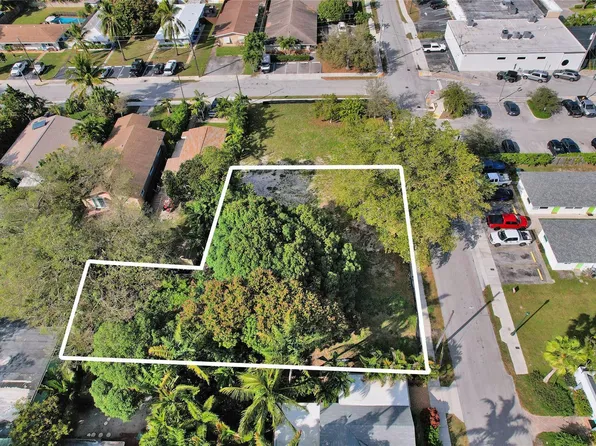 3361 NE 11th Avenue, Oakland Park, FL 33334