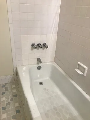 Rented by BSRG Realty | media 11