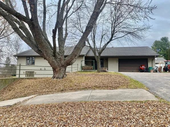 19420 Frank Ct, Woodstock, IL 60098