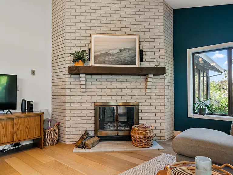2820 Panorama Dr — Photo 10