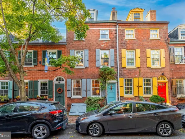 330 S Camac St, Philadelphia, PA 19107