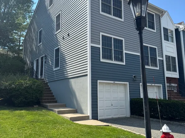 650 Richmond Ct, Ramsey, NJ 07446
