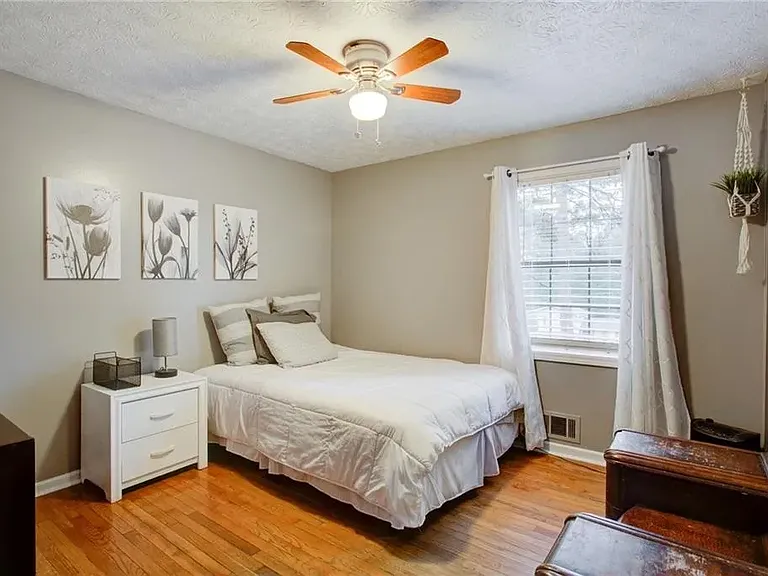 1357 Monfort Rd — Photo 32