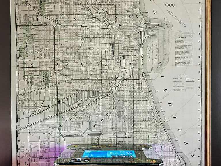 W Addison St — Photo 31