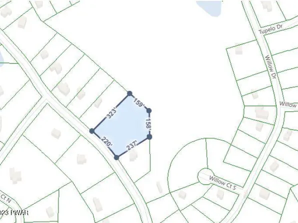 131 Mountain View Dr, Hawley, PA 18428