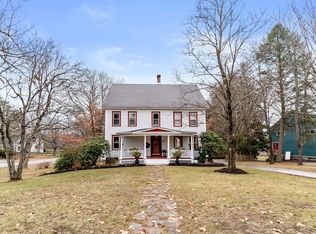 10 Whiting St, Lunenburg, MA 01462