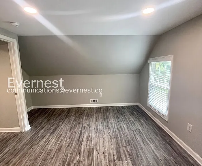 239 Jeffery Dr — Photo 15