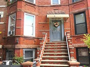 225 67th St #2R, Brooklyn, NY 11220