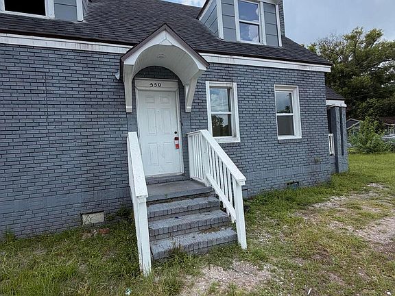 2nd image of 546 BIRCH Street