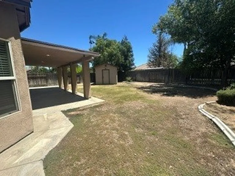 11315 Pacific Shores Dr — Photo 3