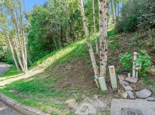 9717 NW Murdock St, Portland, OR