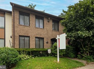 9606 Shadow Oak Dr, Montgomery Village, MD 20886