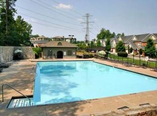 1701 Oakbrook Ln NW, Kennesaw, GA 30152