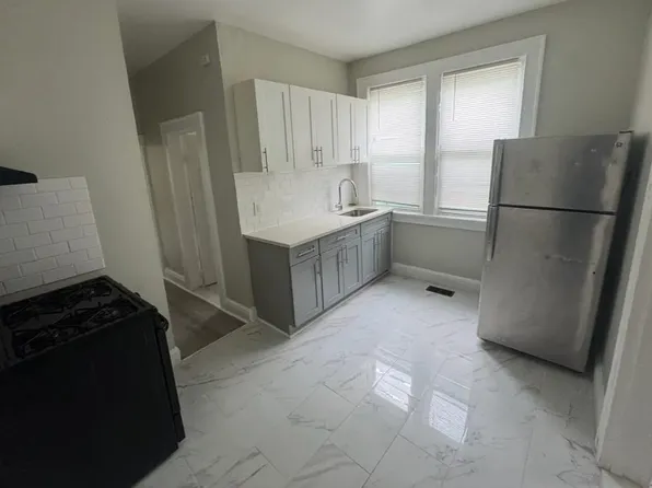 35-37 Hanford St #1R, Newark, NJ 07114