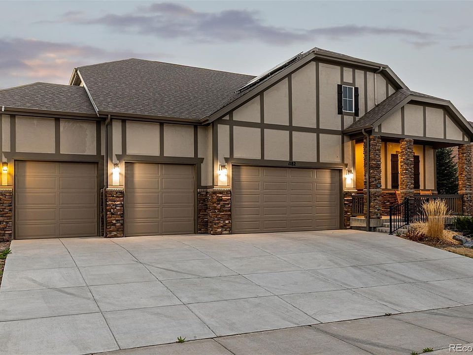 Arinco-houseです 69682 Fox Xing, Edwardsburg, MI 49112 | Zillow