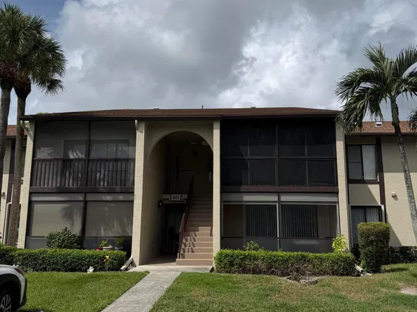 821 SKY PINE Way #C2, Greenacres, FL 33415