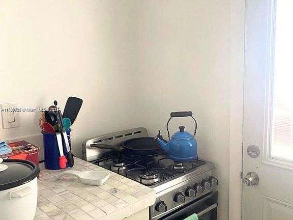 5th image of 6895 Byron Ave APT 109