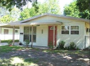 1633 Sunset Dr, Lake Charles, LA 70607