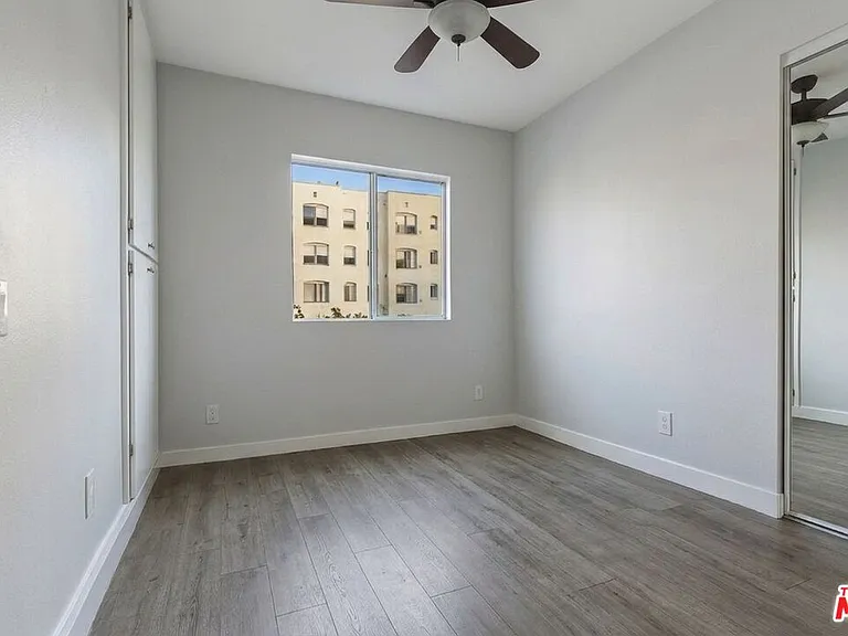 5442 Virginia Ave #6 — Photo 5