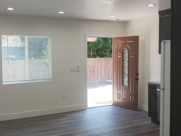 8933 Canby Ave #1/2 — Photo 7