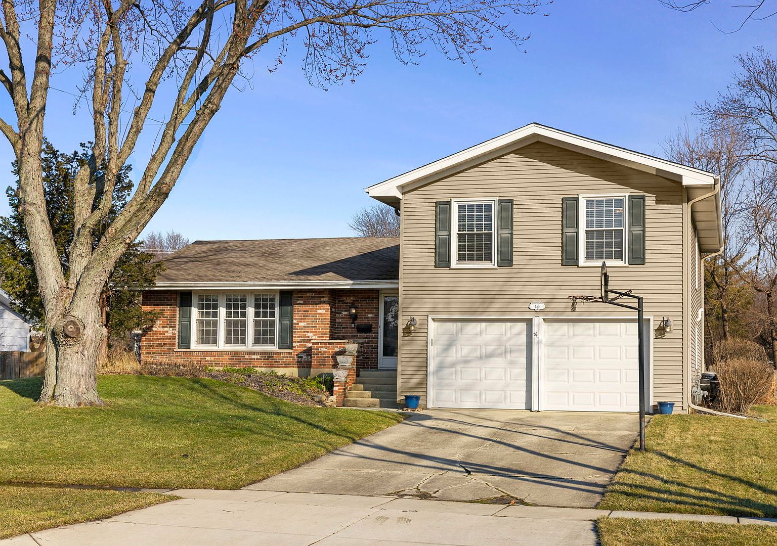 2S455 Ashley Dr, Glen Ellyn, IL 60137 Zillow