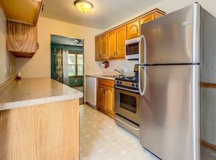 11109 Mars Ln, Maryland Heights, MO 63043