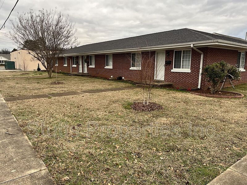 402 N Water St, Tuscumbia, AL 35674 Zillow