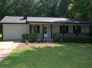 2753 King Arthur Ct, Buford, GA 30519