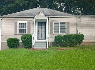 450 Forrest Ridge Dr NW, Atlanta, GA 30318