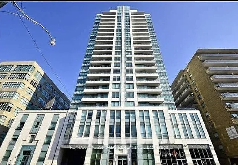 212 Eglinton Ave E #312 — Photo 3