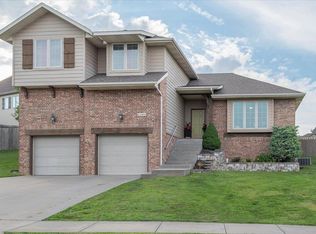 2201 W Richwood Rd, Ozark, MO 65721