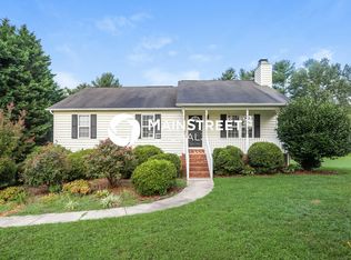 404 Graves Mill Rd, Kernersville, NC 27284