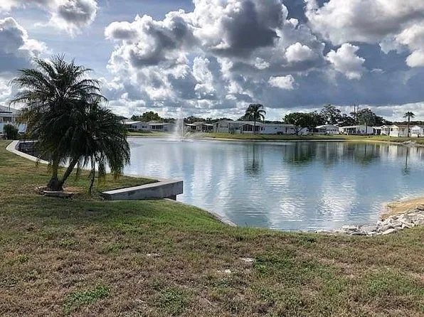 1975 Chris Drive, Tarpon Springs, FL 34689