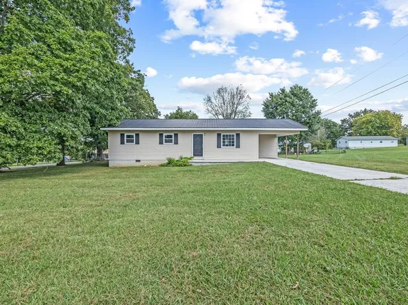 21 Lee St, Crossville, TN 38555