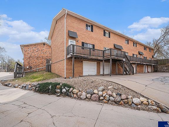 3rd image of 1901 Winnie Dr APT 1