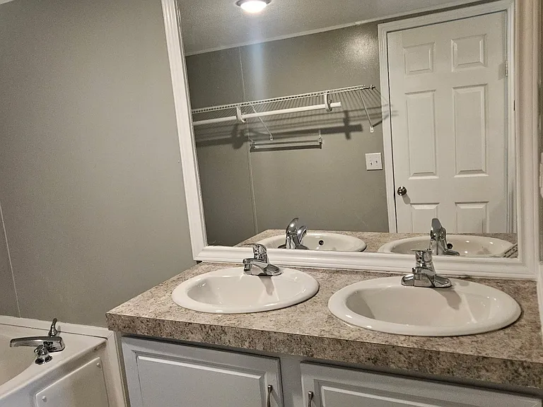 614 Summerhaven Dr #614 — Photo 6
