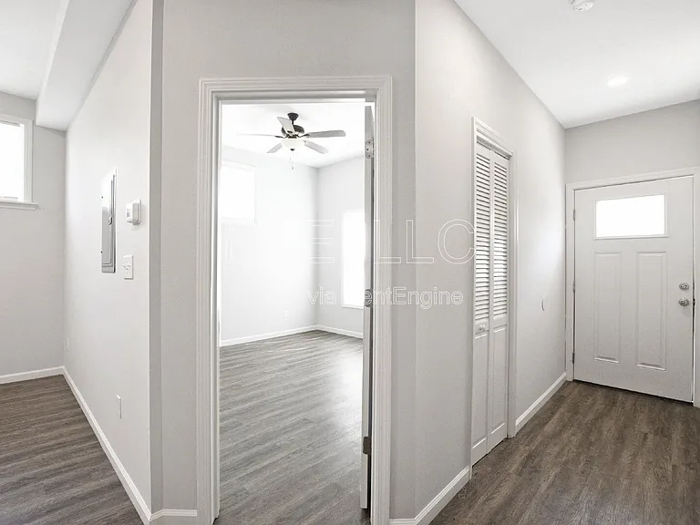 1272 S Clay St #1 — Photo 2