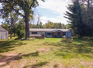 10306 Central Rd, Suring, WI 54174
