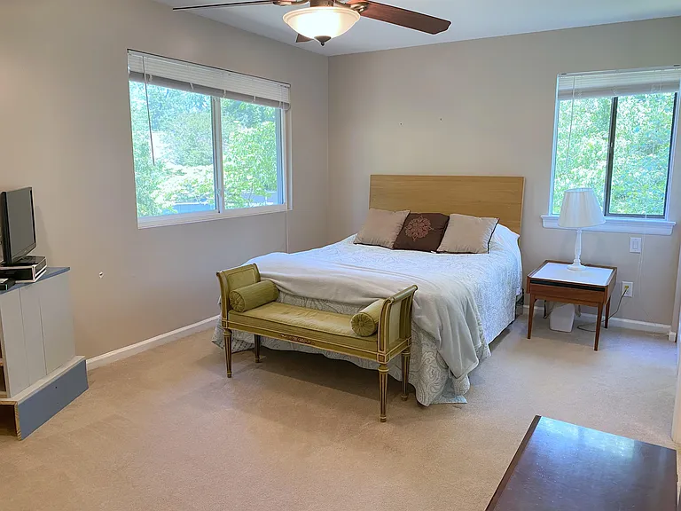 56 Woodlake Dr — Photo 12